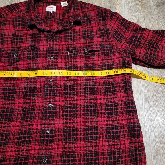 LEVI's Heavy Flannel Plaid Classic Fit Button Up Shirt Men's Size Large - Picture 5 of 7